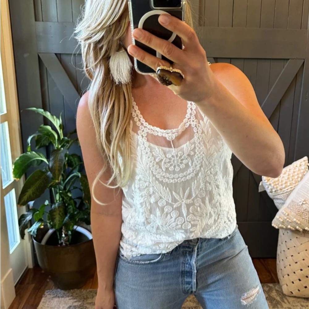 New White Eyelet Lace Tank Top Sleeveless Blouse Layering Boho - Picture 7 of 10